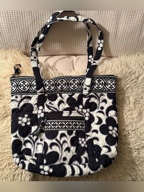 VERA BRADLEY Night & Day Floral Quilted Bag